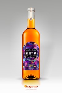 Etiketa na medovinu em-114x68- 82